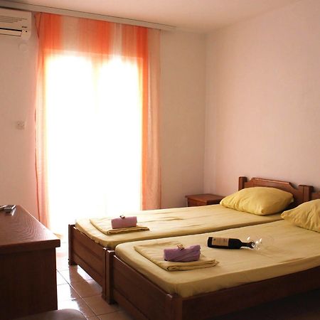 Guesthouse Sun Hostel Будва Екстер'єр фото
