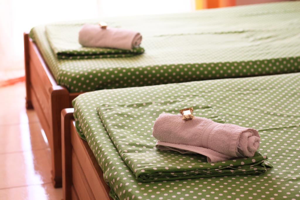 Guesthouse Sun Hostel Будва Екстер'єр фото
