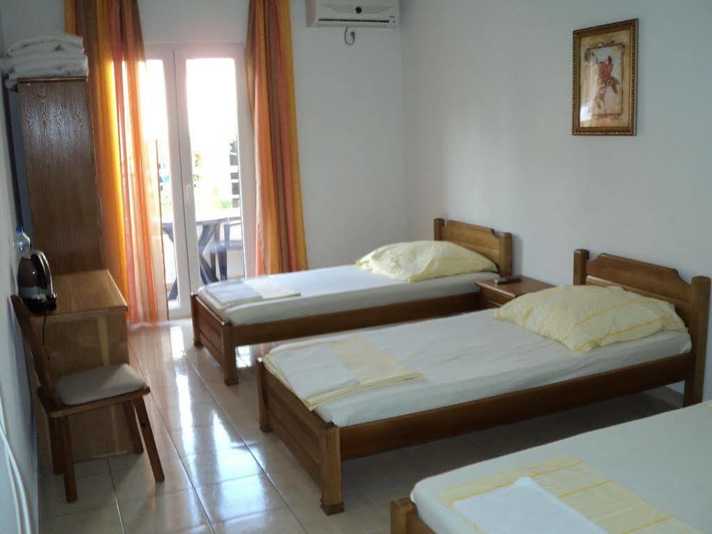 Guesthouse Sun Hostel Будва Екстер'єр фото