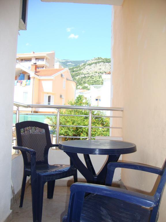 Guesthouse Sun Hostel Будва Екстер'єр фото