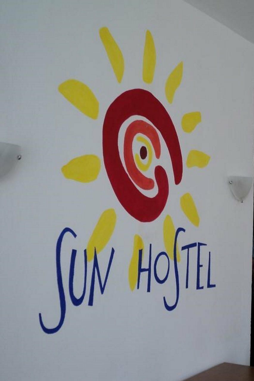 Guesthouse Sun Hostel Будва Екстер'єр фото