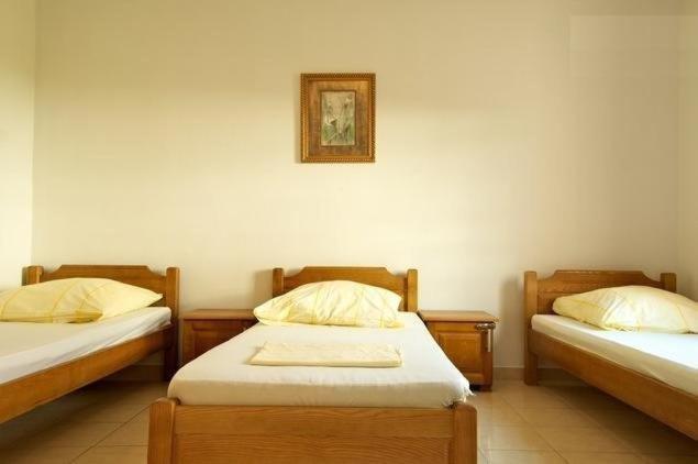 Guesthouse Sun Hostel Будва Екстер'єр фото